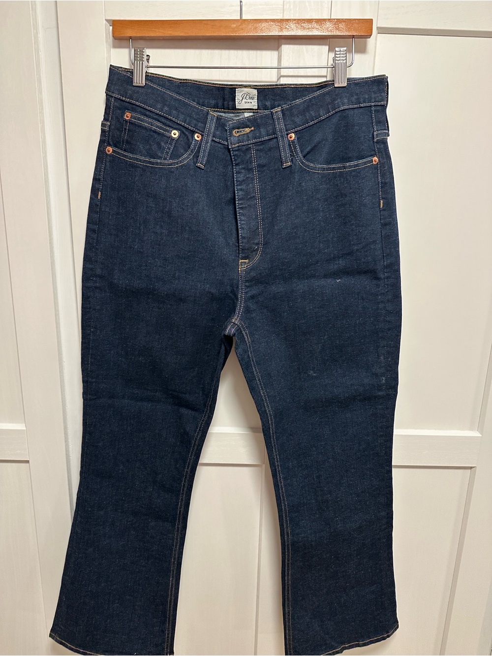 J crew Denim Billie Demi Boot Crop. Dark wash sz 31